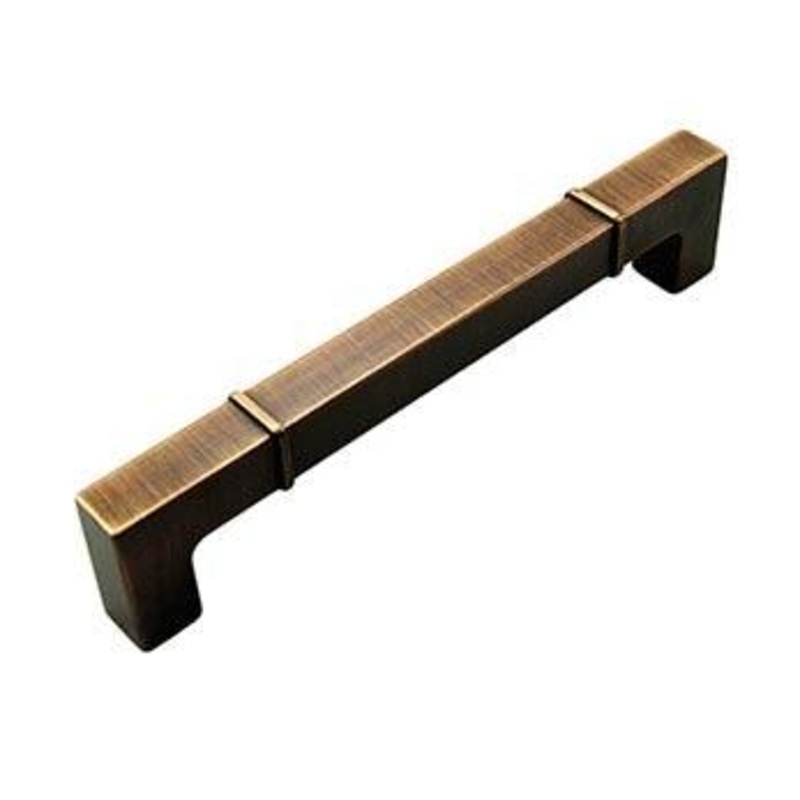 6 inch C/C Rectangular w / Lines at Edges Pull