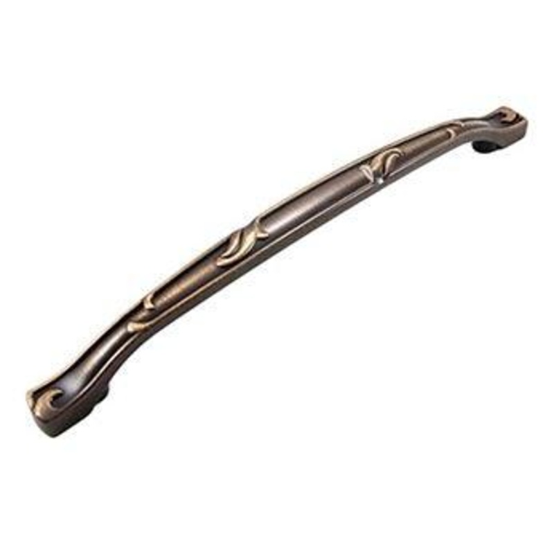 8 c/c Pull with Swirl Edges