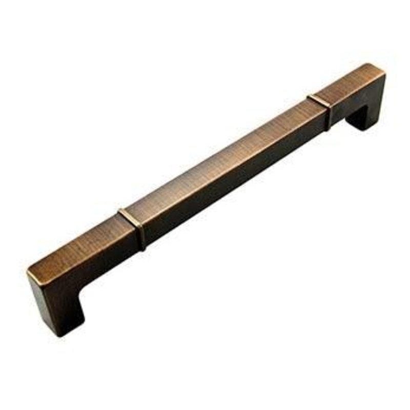 8 inch C/C Rectangular w / Lines at Edges Pull