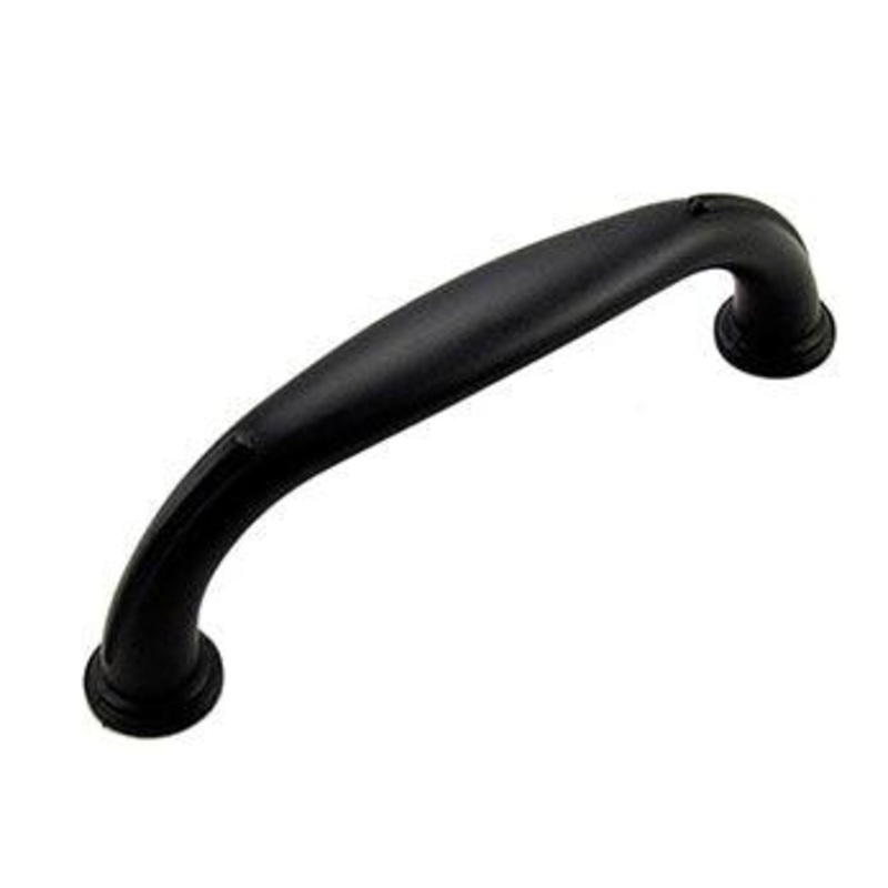 96mm  C/C Plain with Line Edges Pull