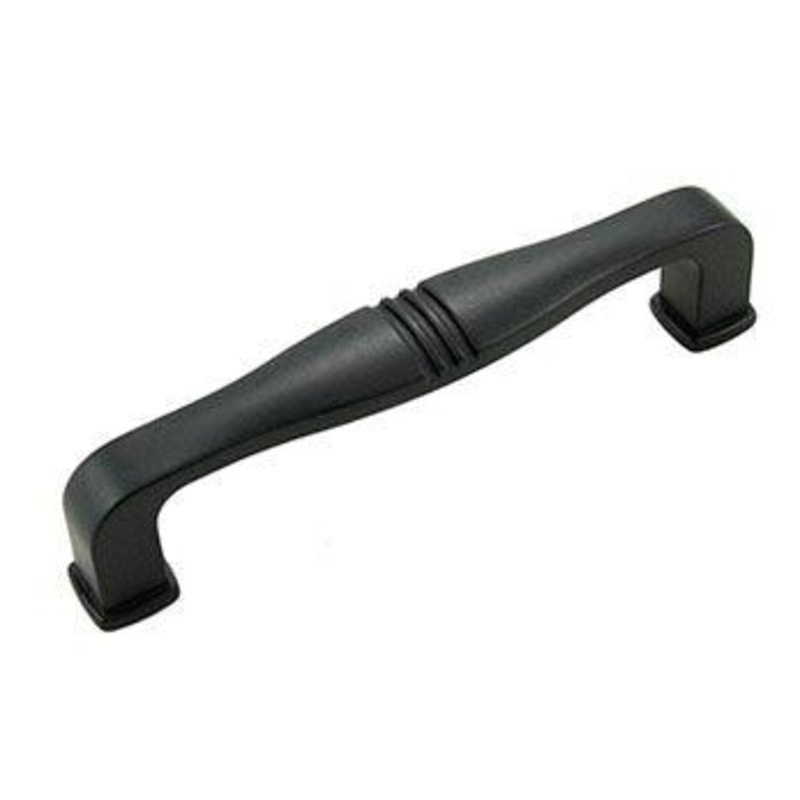 96mm Pull with Middle Lines – Black