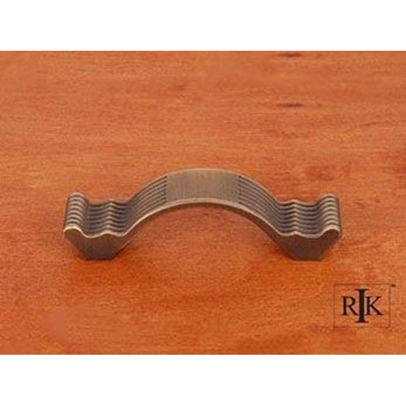 Wavy Contoured Pull with Lines 3 – Antique English