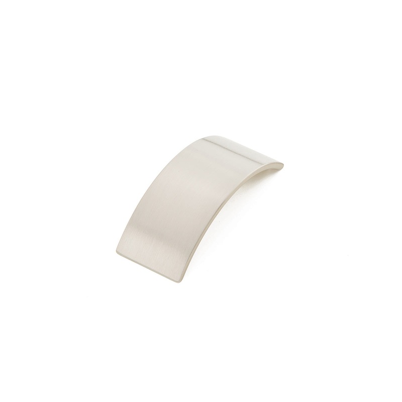 Armadio Arched Pull by Schaub