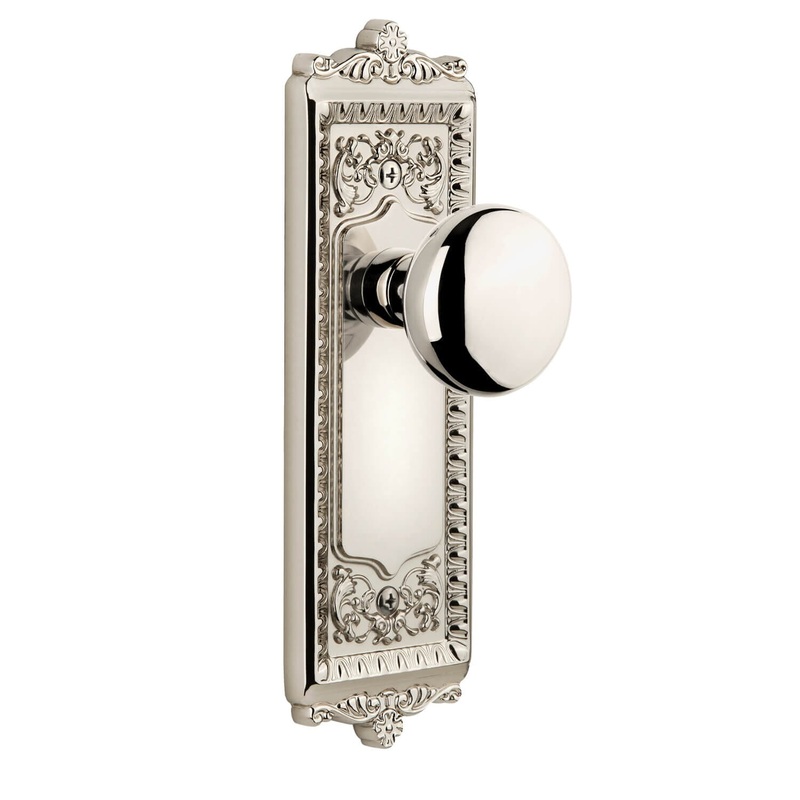 Windsor Long Plate with Fifth Avenue Knob in Polished Nickel