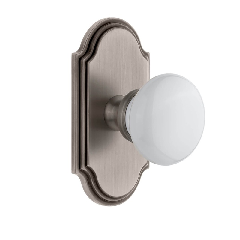 Arc Short Plate with Hyde Park Knob in Antique Pewter