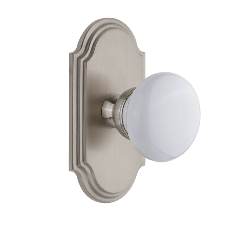 Arc Short Plate with Hyde Park Knob in Satin Nickel