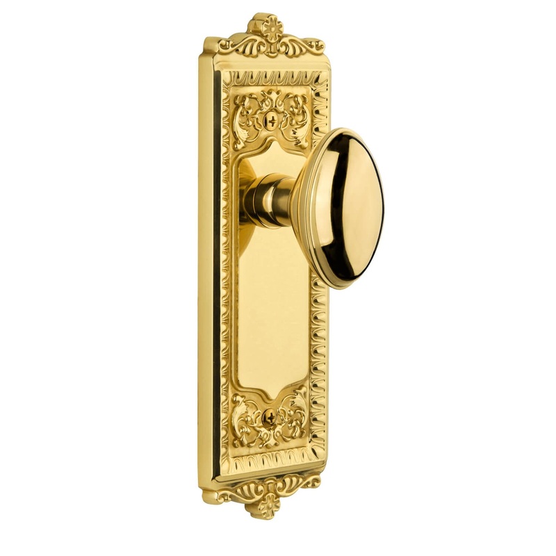 Windsor Long Plate with Eden Prairie Knob in Lifetime Brass