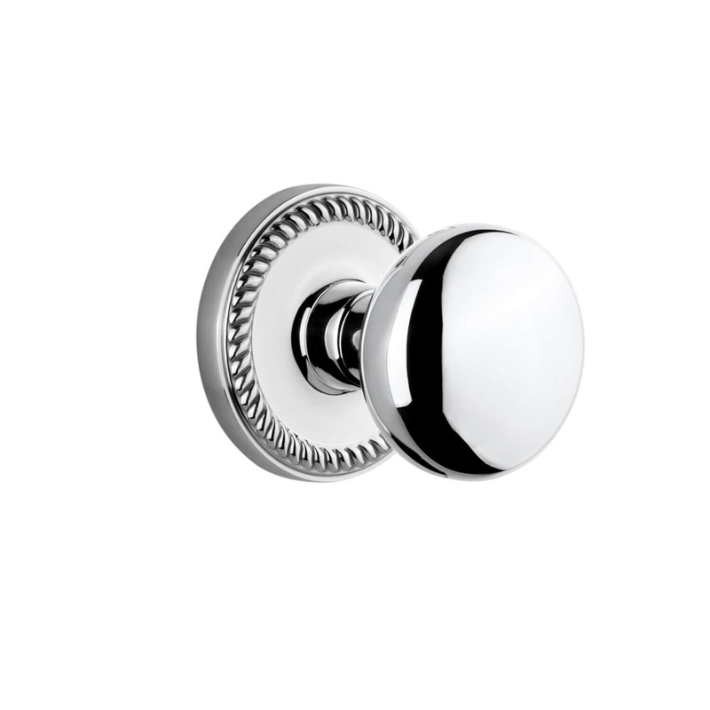 Newport Rosette with Fifth Avenue Knob in Bright Chrome