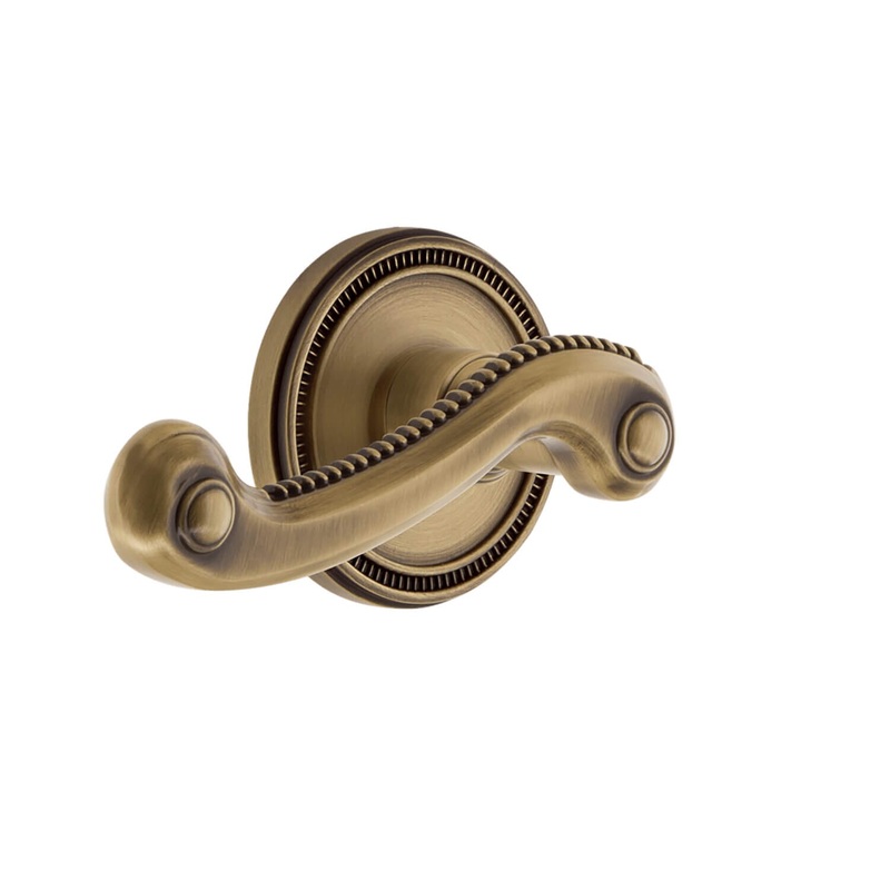 Soleil Rosette with Newport Lever in Vintage Brass