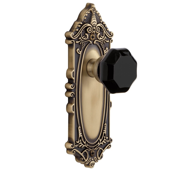 Grande Victorian Long Plate with Lyon Knob in Vintage Brass